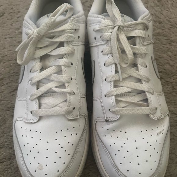 Nike White Low-Top Sneakers with Perforated Design - Picture 1 of 6